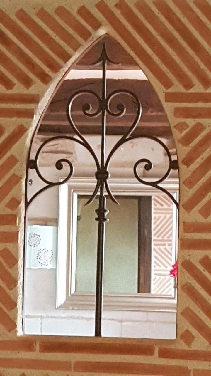 Le Petit Logis De Tinteniac Angers Bagian luar foto
